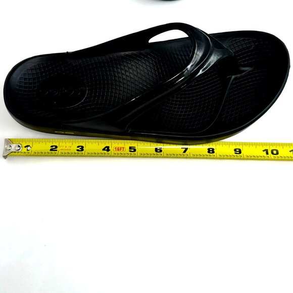 OOfos Womens OOlala Sandal Black Post-Workout Recovery Flip Flop Sandals - Picture 6 of 9